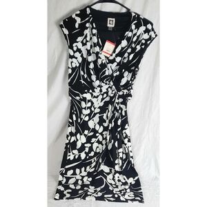 Anne Klein Sleeveless Stretch Dress Size XS Black Lily White Floral NEW …